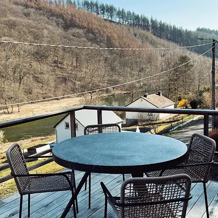Chalet Vr 4, Zicht Semois-rivier! *